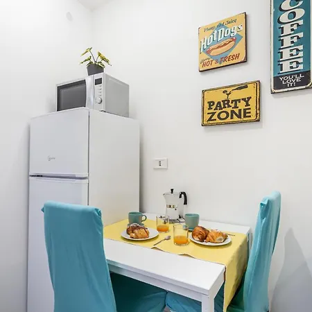 Yhellow Smart Apt With Netflix & Alexa Appartamento Bari